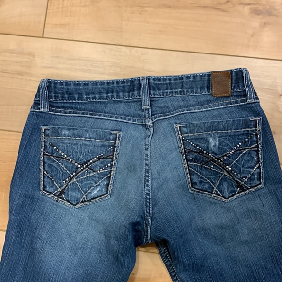 BKE Jeans in Good Condition - Picture 5 of 6
